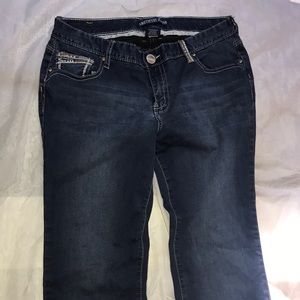 Boot cut jeans. Too small.